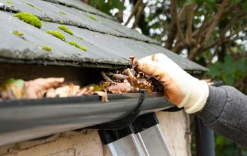 gutter cleaning Polmear, Cornwall